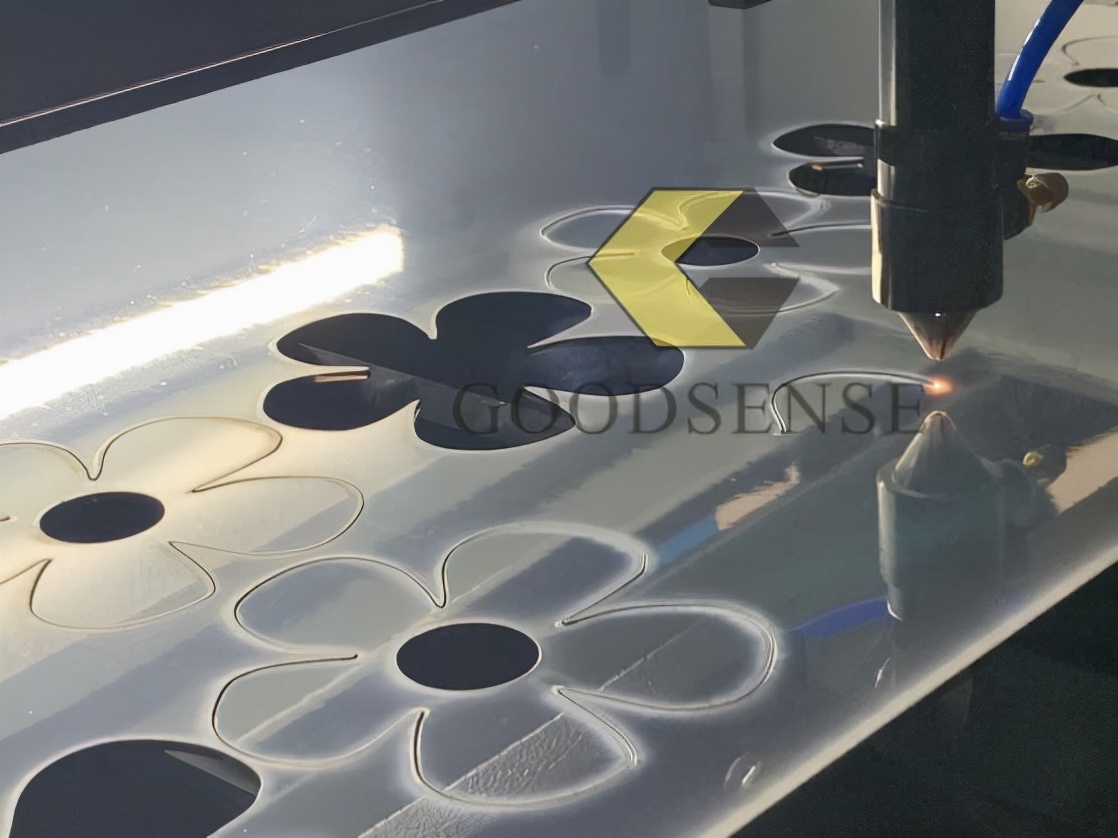 透光亚克力镜怎么切割,亚克力镜片怎么切割