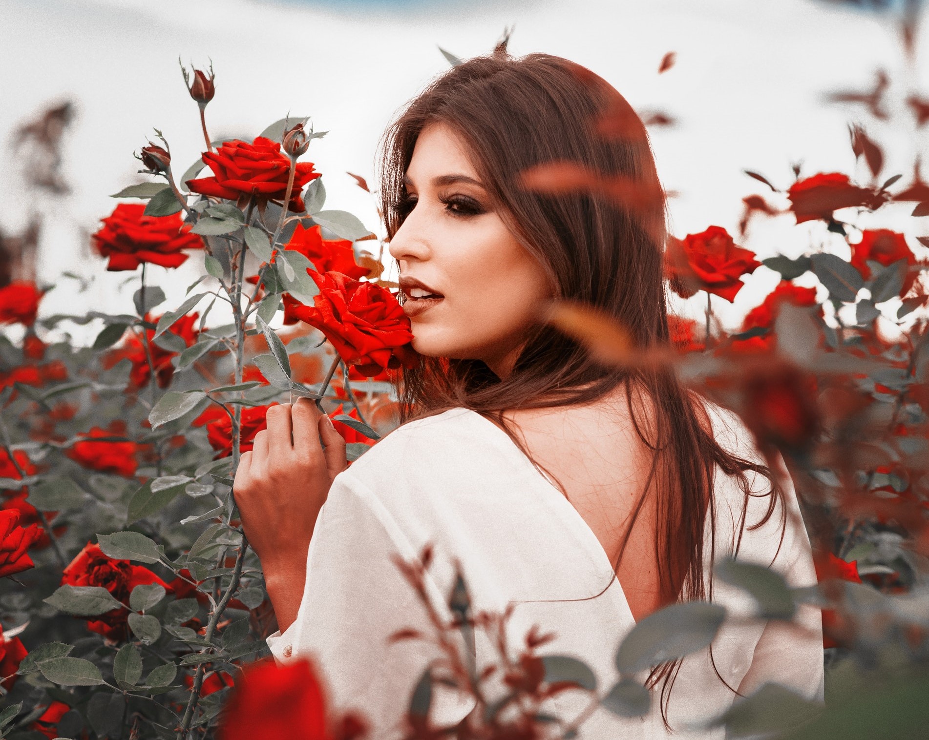 聪明的女人懂得让男人偶尔吃醋,男人吃醋该怎么跟女生解释