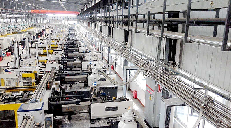 可24小时连续供料作业！塑料辅机产业转型成功了？