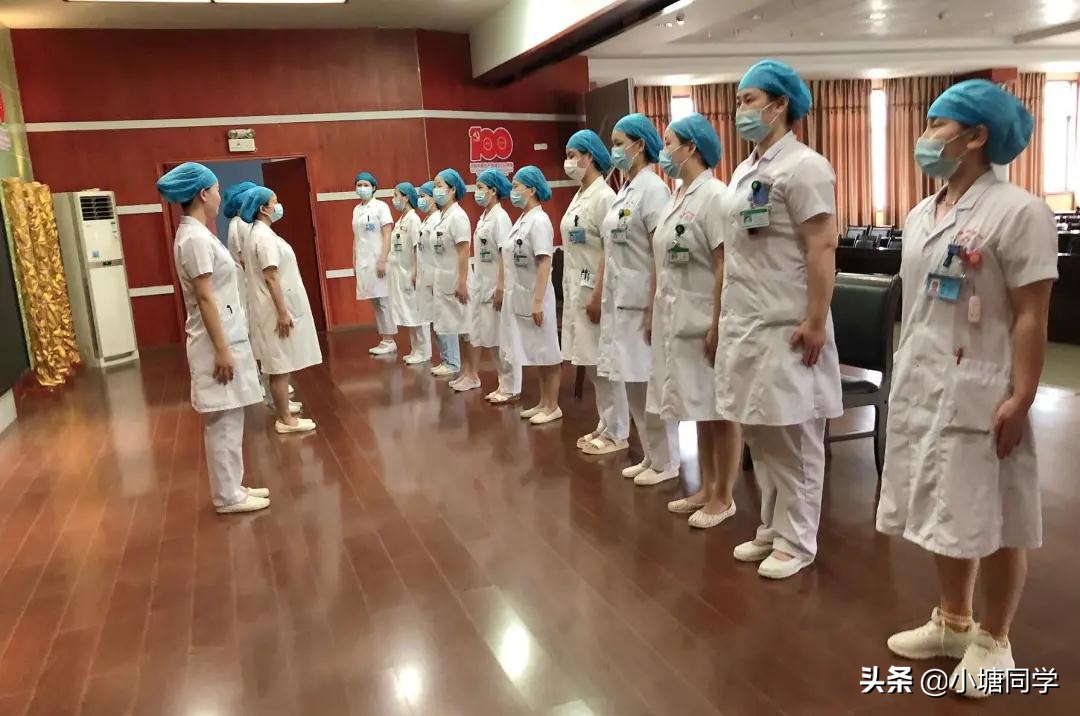 护理部护理操作培训方案,中医科护士礼仪