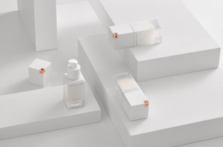 三草两木抗蓝光粉底液三种色号,三草两木抗蓝光护肤粉底液