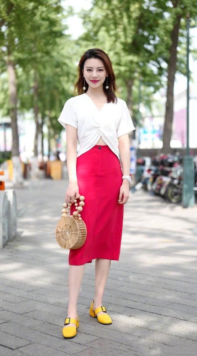 女生腿弯适合穿什么,女生腿弯穿什么裤子