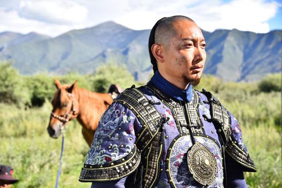 从乾隆嘉庆时期苗民叛乱事件入手，浅析清政府各项管理制度缺陷