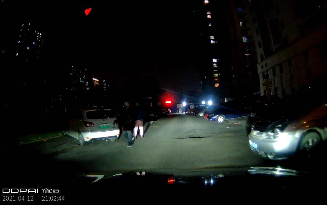 很实用这三款行车记录仪推荐购买,评测三款热销行车记录仪