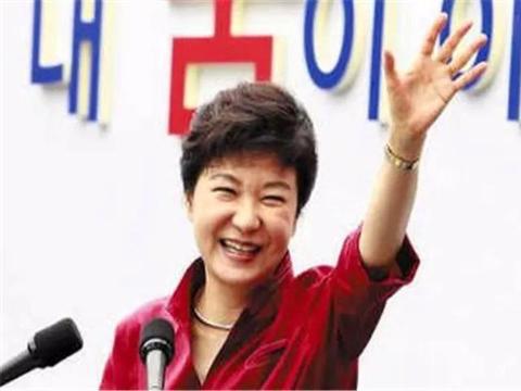 朴槿惠犯的什么罪,朴槿惠犯的哪几样罪