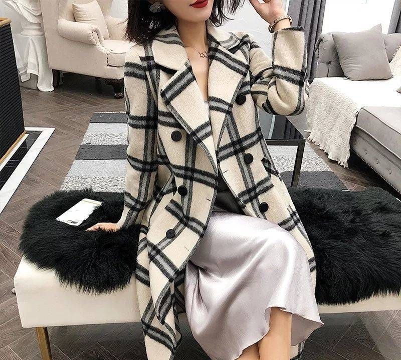 今年流行水貂绒大衣什么款式,高品质貂绒大衣穿出你的雍容华贵