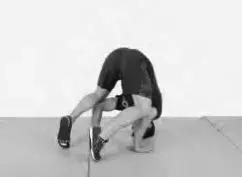 瑜伽倒立的好处及正确的倒立方法,床头倒立的好处及正确的倒立方法