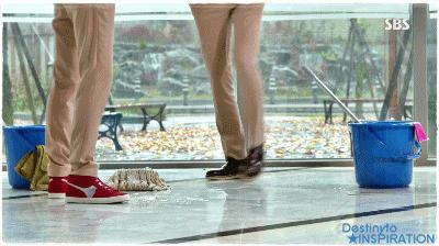 脚趾被撞一个星期了还有些疼,为什么脚趾砸到会那么痛