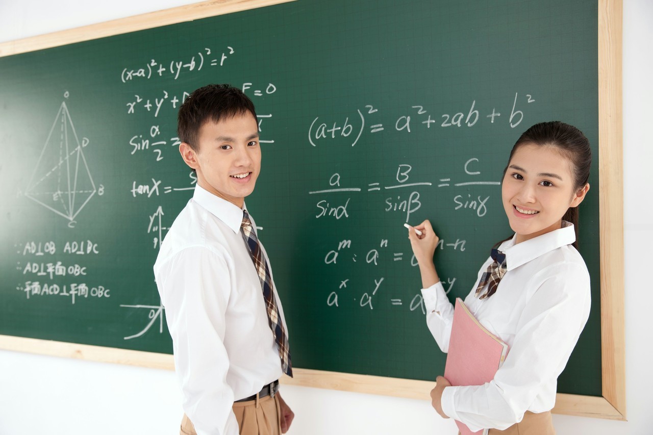 青年教师备课汇报,青年教师备课应该备哪些方面