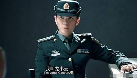 “狼女”余男的生猛史，从性感*物尤**到顶级影后，这四个男人太重要