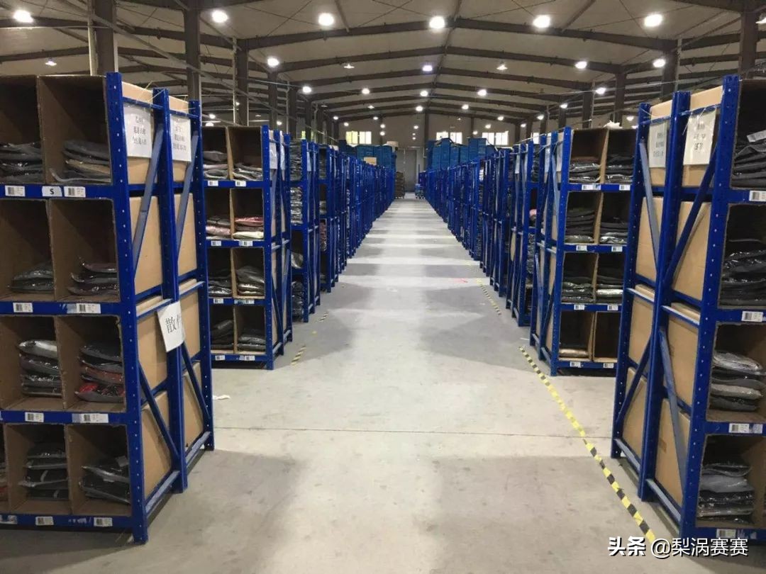 聊聊品牌特卖，社交电商的秘密，如此火爆，很多人还不知内情