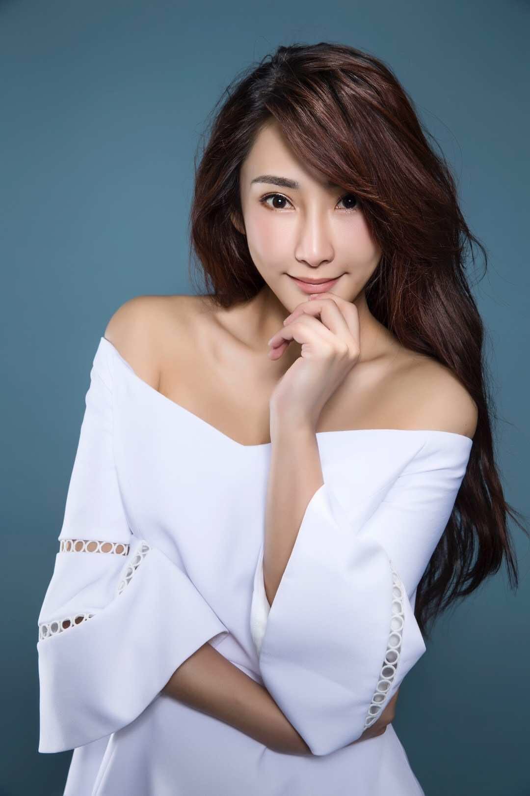 徐玮婷秀美照引*动暴**，遭起底原来是好久不见的虎妞