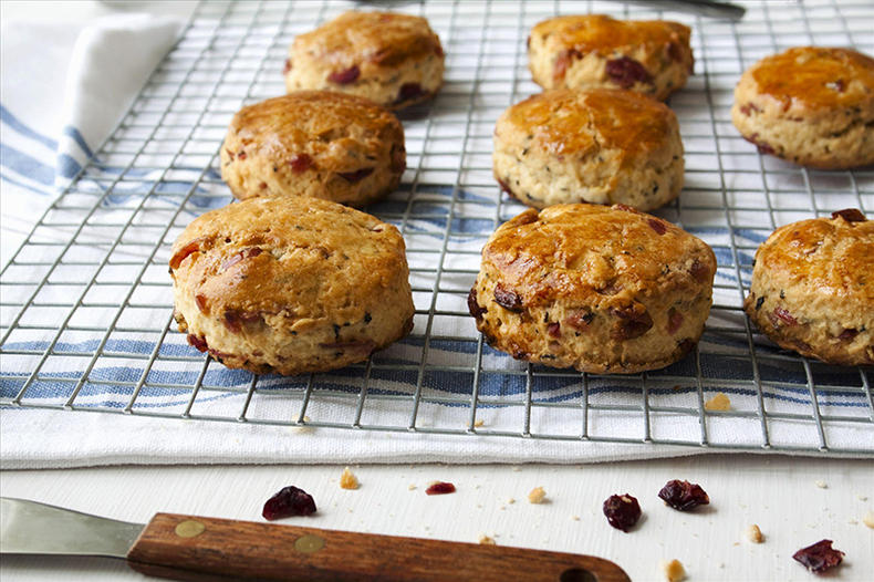 在家搞烘焙到底要准备点什么装备，不如今天就直接给大家科普一下