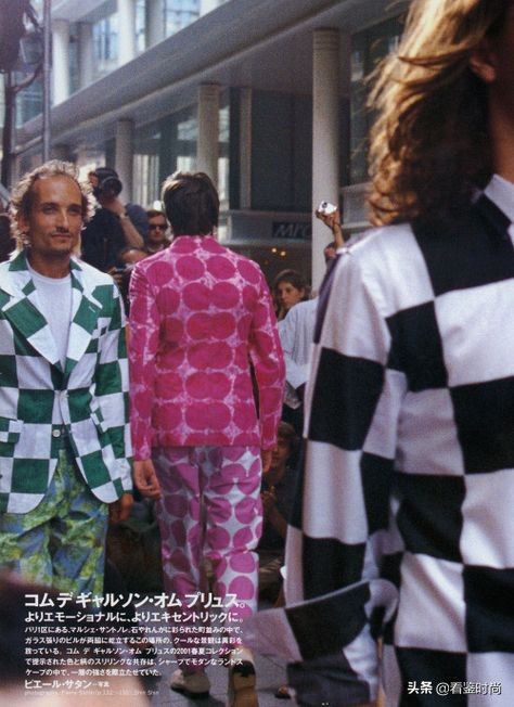 聚酯纤维为什么作为服装面料,聚酯纤维的衣服面料到底好不好