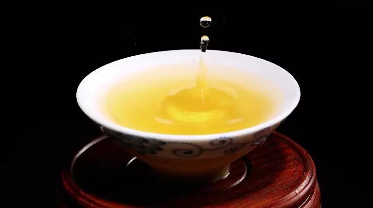 是时候为“黄片”正名，它才是普洱茶中的白月光