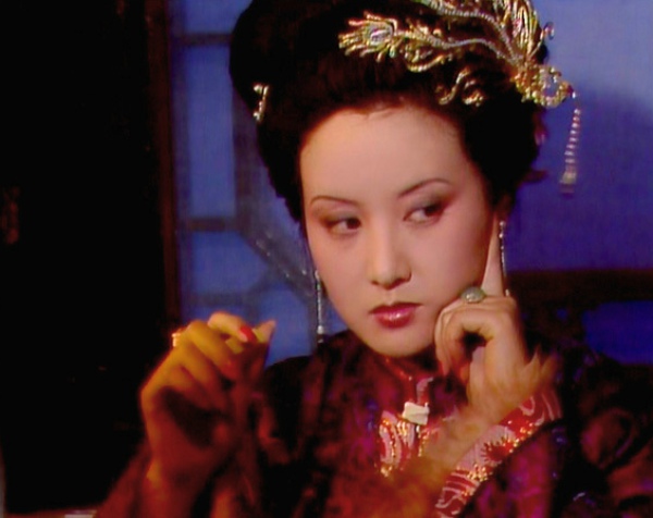 红楼梦中提到王熙凤对贾府的管理,红楼梦贾府落败后的惨状