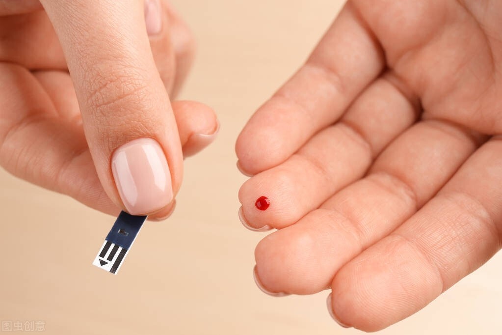 晚上看东西模糊重影长期,看东西模糊感觉有重影是什么原因