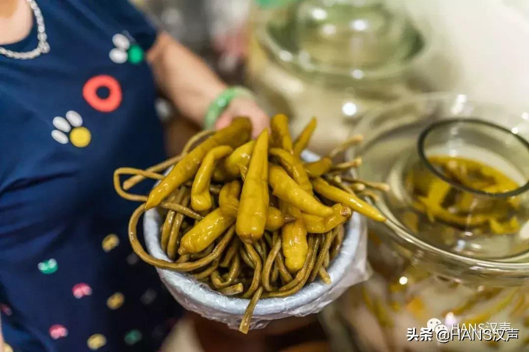 泡菜下酒越喝越有，汉口老杆的硬核下午茶