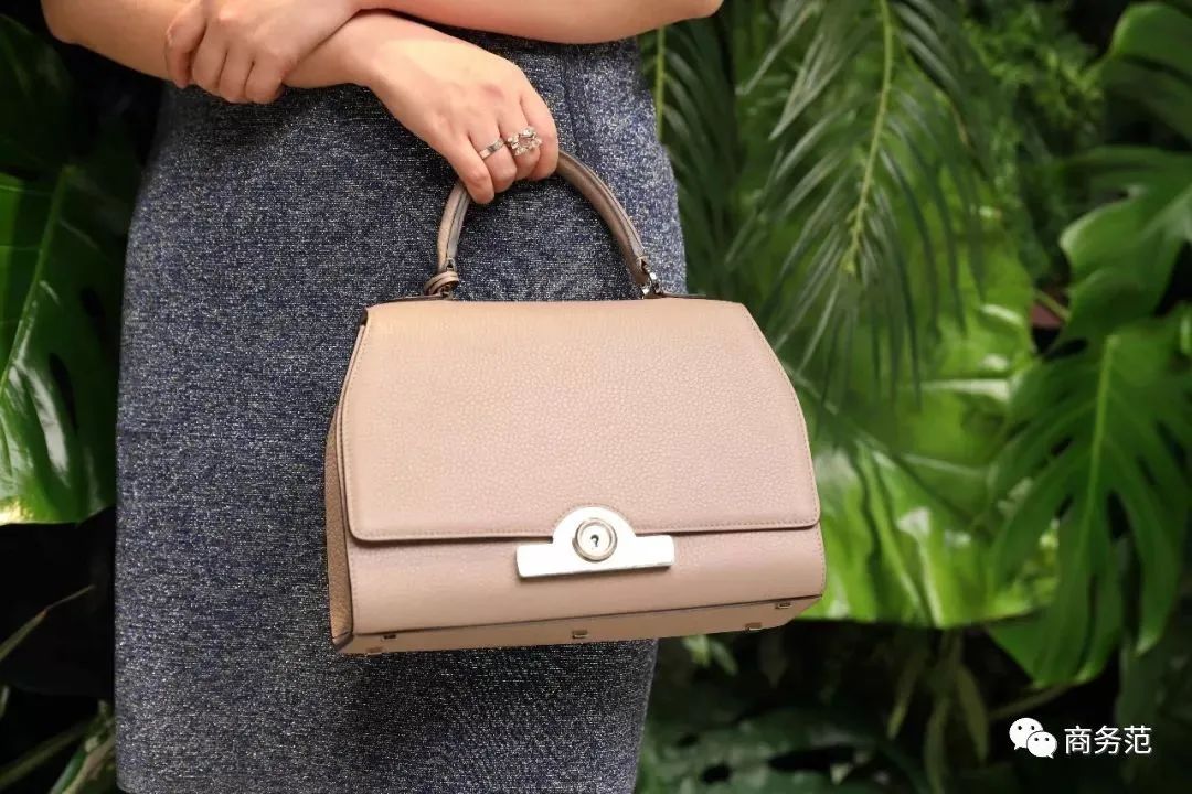职场女生第一个包包,职场girls