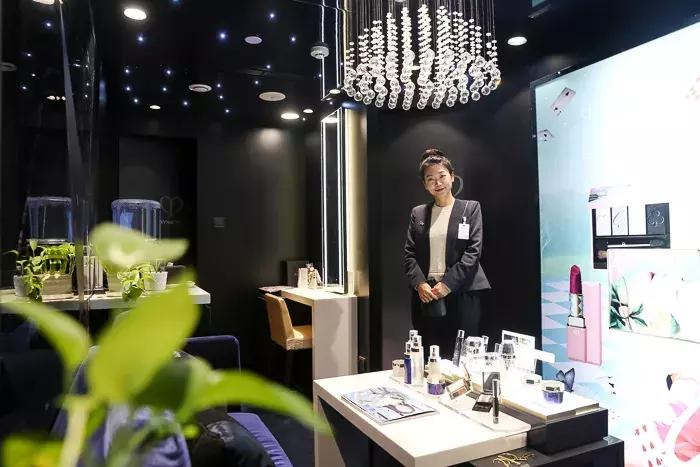 代购那么多，汉光凭什么一年卖出10.6亿元化妆品？省钱攻略全给你