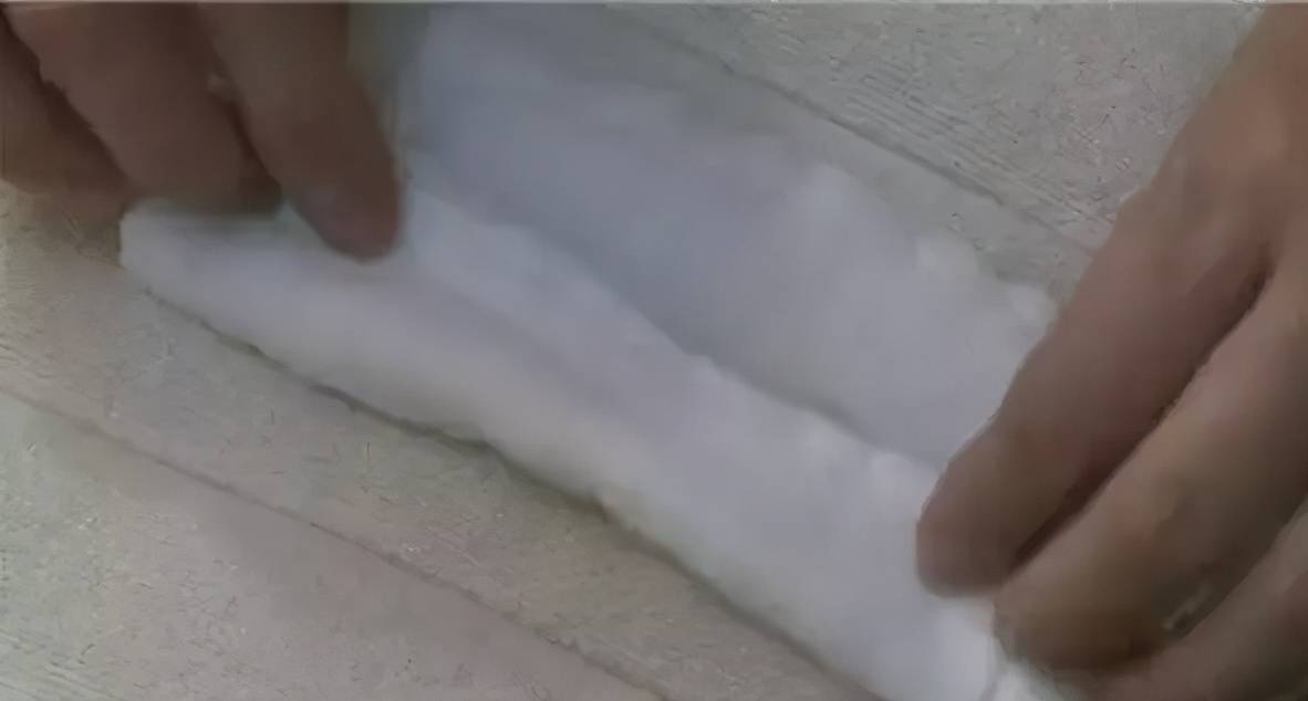 夏季清理床垫的三个步骤,春节打扫床垫