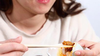 如何腌鸭蛋让鸭蛋流油,用白酒和盐腌好鸭蛋后怎么存放