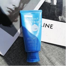 干皮控油不紧绷平价洗面奶,男士平价洗面奶