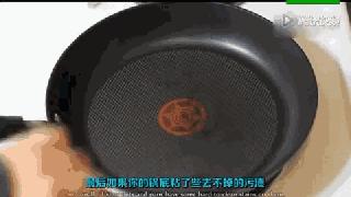 手机掉水里最快的方法,手机掉水里了黑屏了应该怎么处理