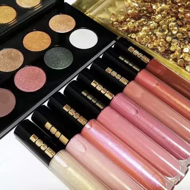 泫雅为什么要丰唇,泫雅太红了怎么办