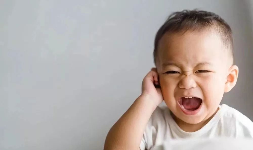 「健康」孩子感冒、嗓子疼要消炎吗？小心用错消炎药害了娃