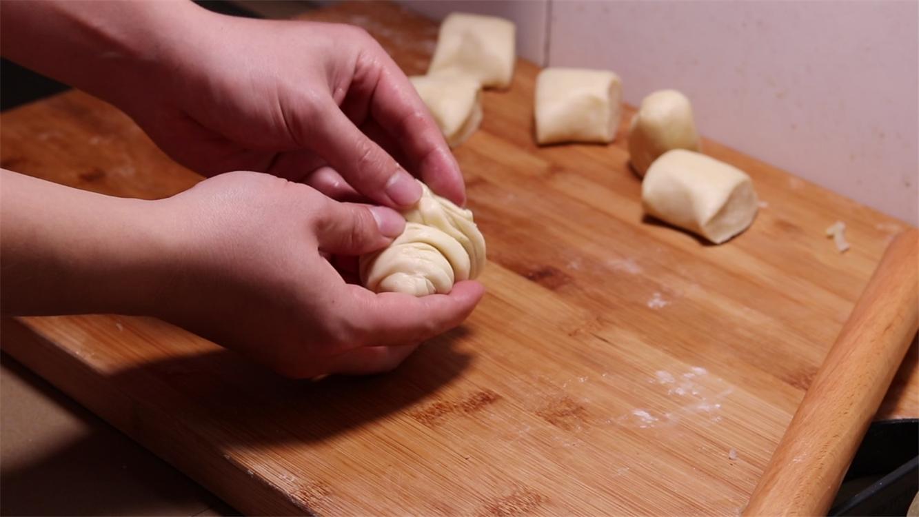 做手抓饼怎么样才能不油,网上买的速冻手抓饼怎么做不干硬