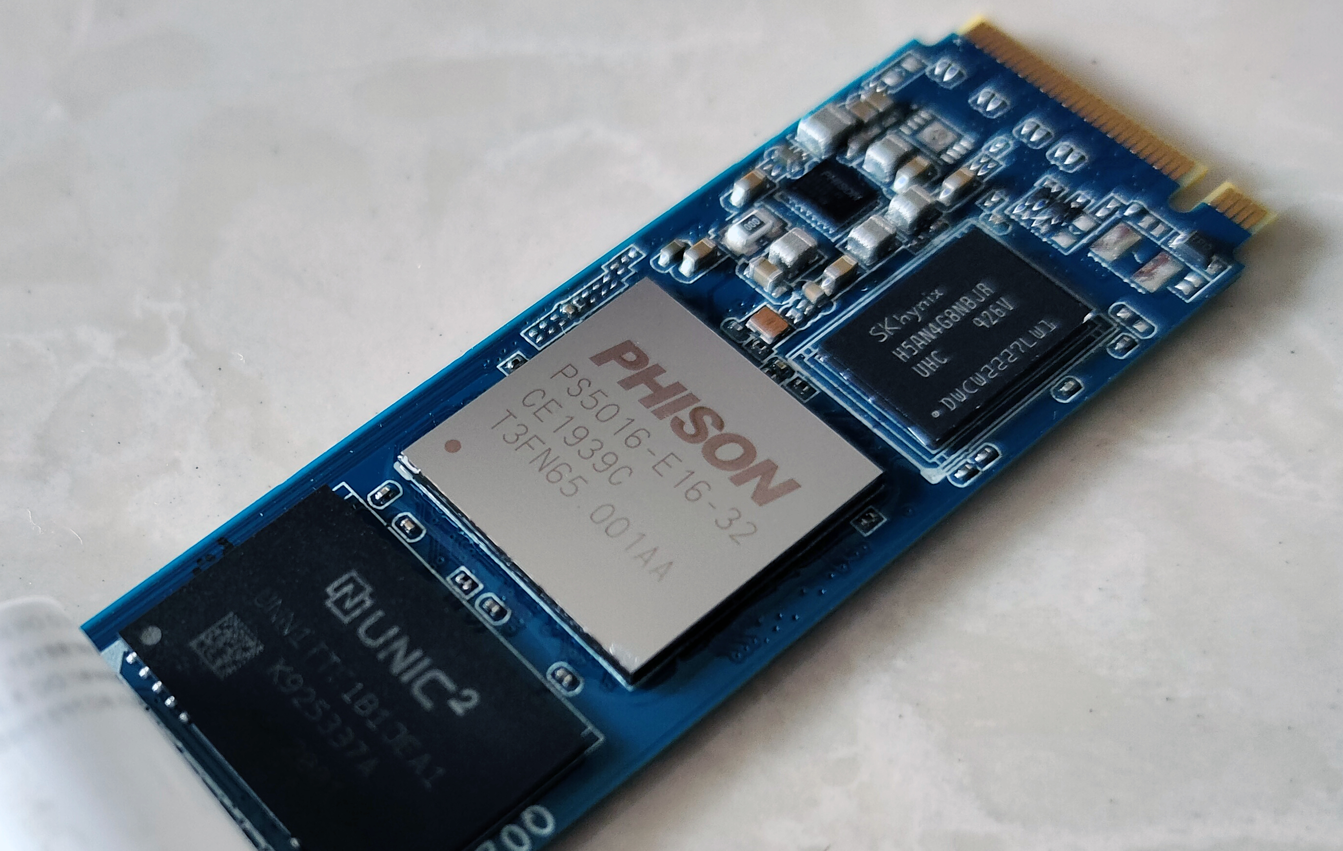 国产最好的ssd固态硬盘,紫光固态p400