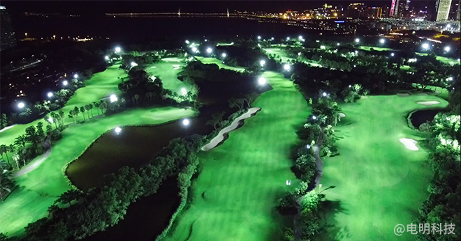 精工品质世界领先电明科技打造全球第一座LED灯光球场