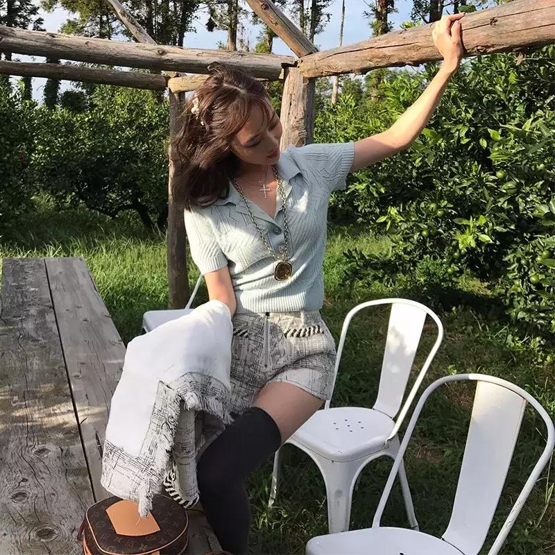 比T恤高贵，比衬衫优雅，今年夏天流行Polo衫