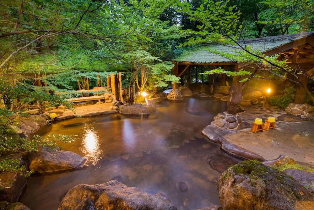 外行去别府，内行来黑川：置之死地而后生，九州最好玩的温泉街