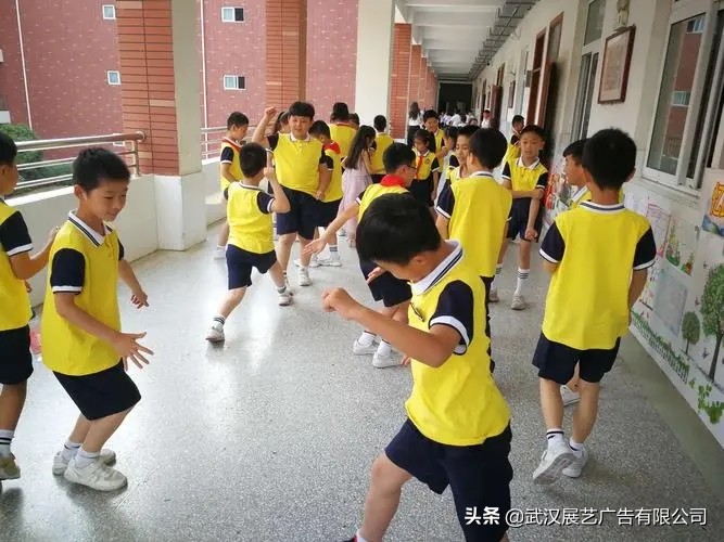 课间学生追逐打闹行为如何合理引导？