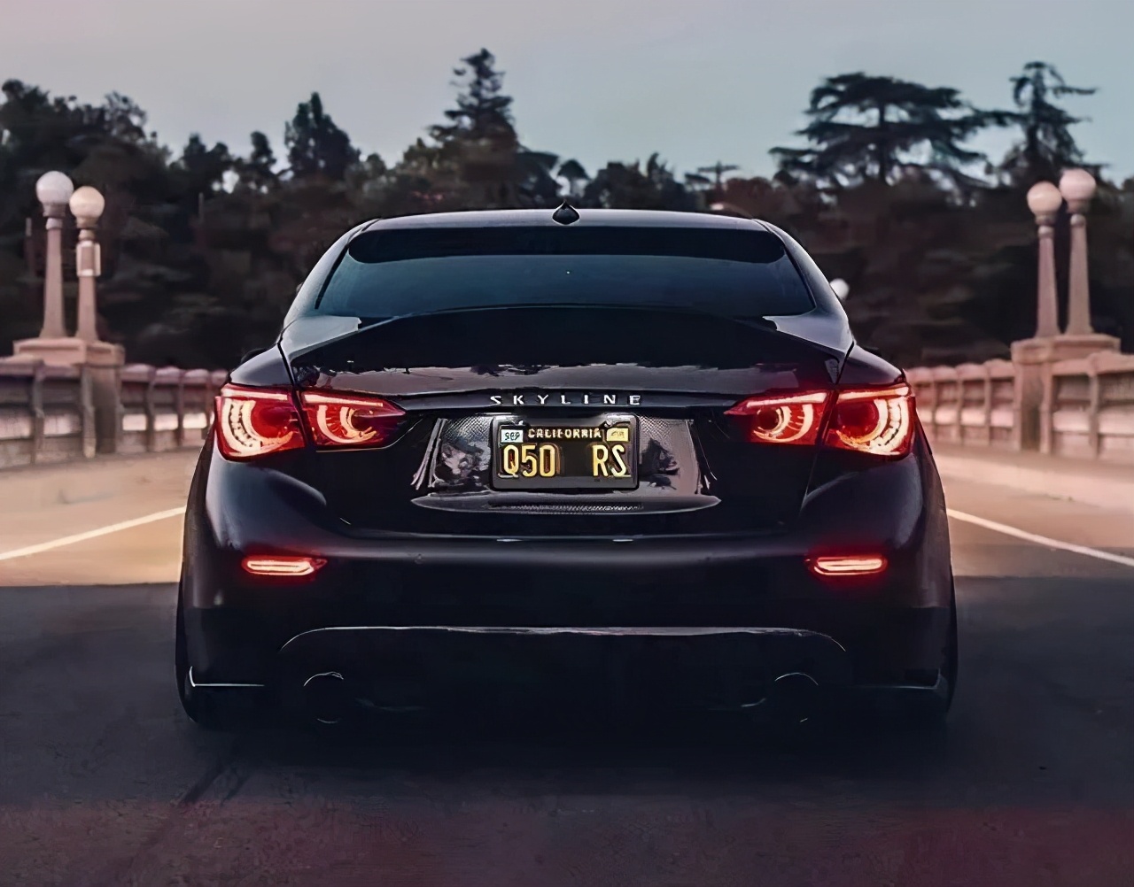 4年时间小伙轻松拿下百万奔驰，5万入手翼神怎么玩最有气质