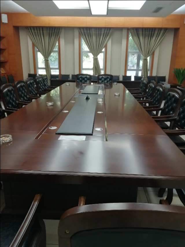 办公椅老是磨地板砖咋办,办公椅子掉皮怎么办