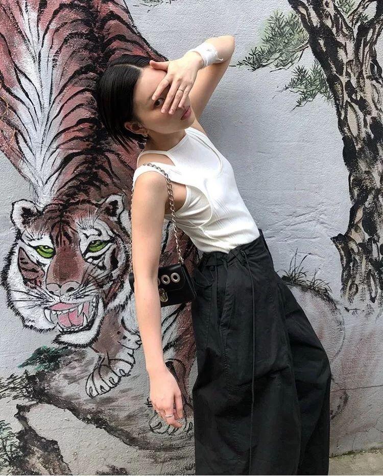 这些韩国品牌的定番模特，私底下也是值得follow的对象