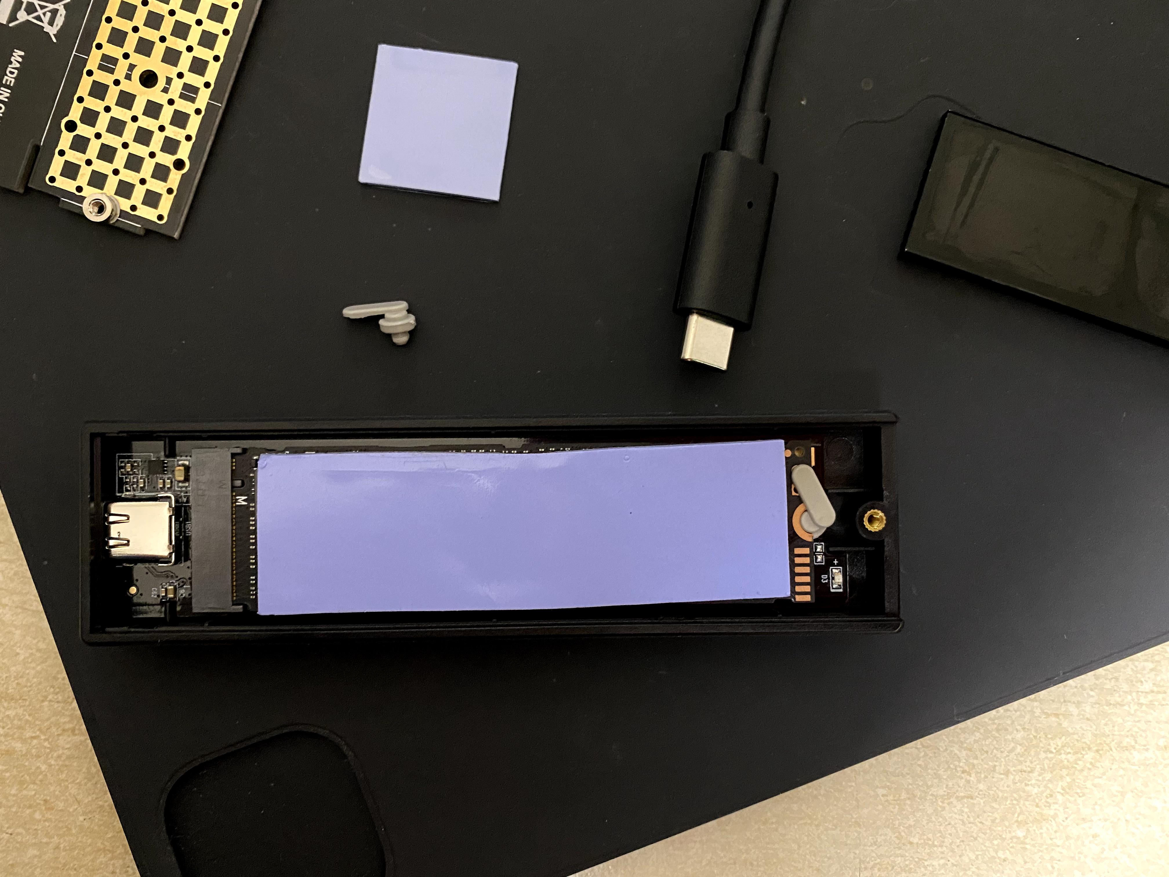 nvme硬盘插在pciex1上,m.2nvme硬盘可以接m.2sata接口吗