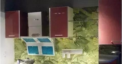 家里燃气灶具着火如何处理,灶具火苗怎么消除