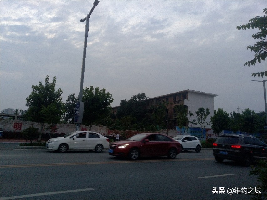 聊城人啊，请再看她一眼！