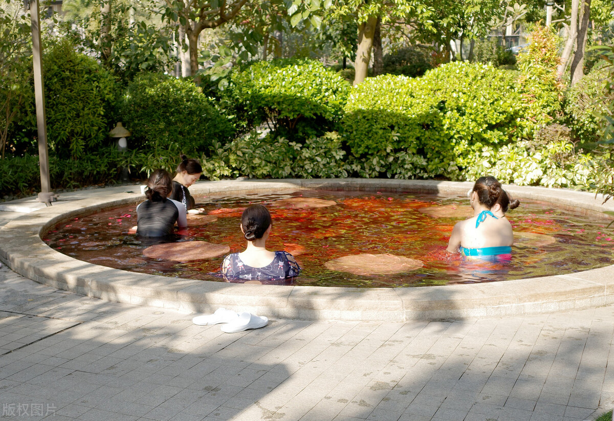小雪节气泡温泉,冬天温泉推荐