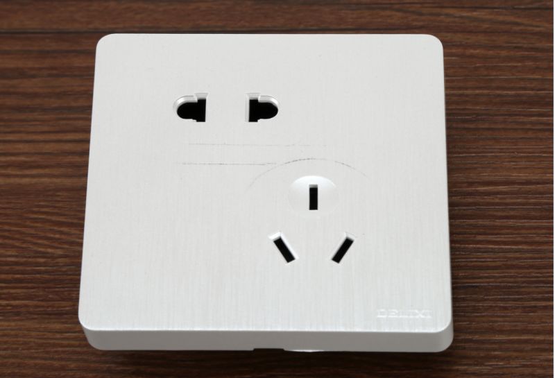 德力西五孔插座测评,插座测评排行榜