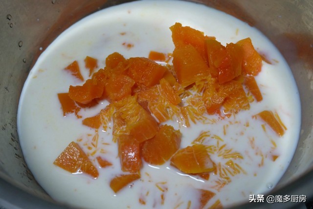 早餐奶香南瓜蒸糕,家常蒸南瓜发糕