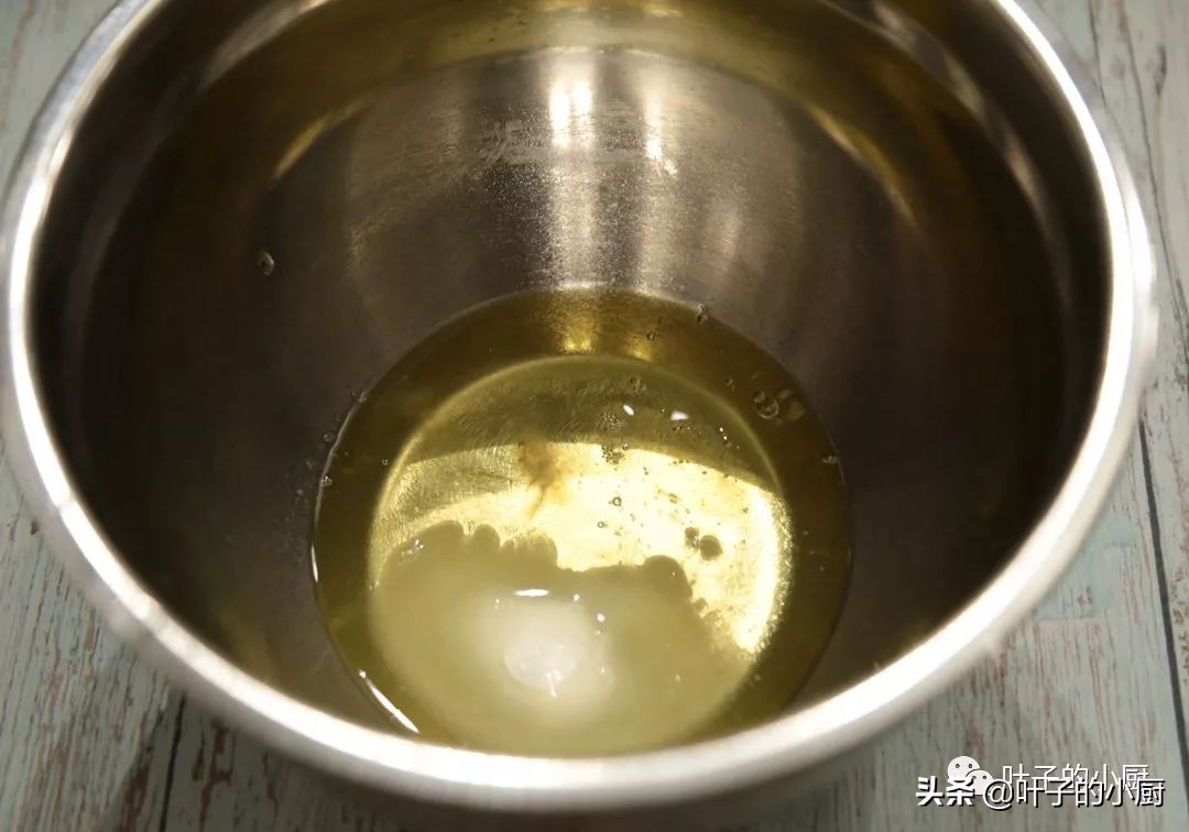 没有烤箱微波炉怎么做蛋糕,没有烤箱用电饭煲怎么做蛋糕