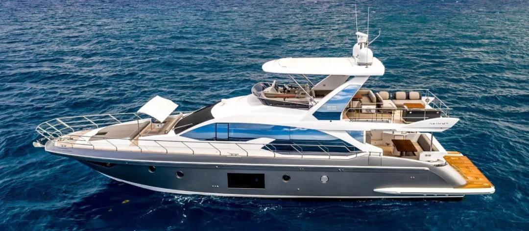 c罗欧洲杯后度假,足球巨星C罗抵达深圳