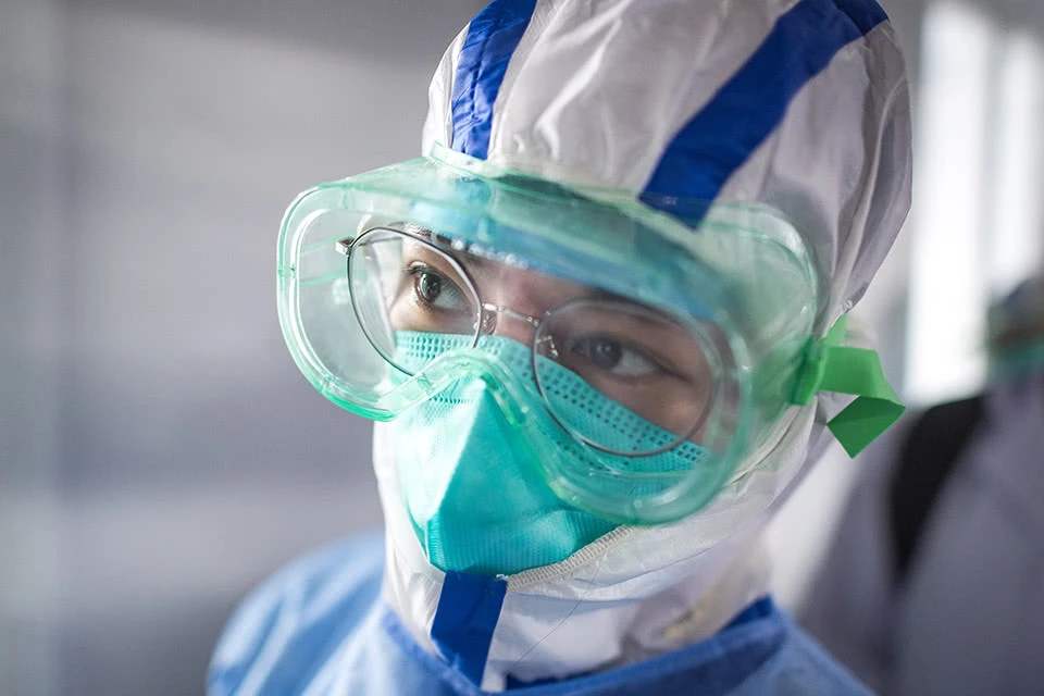 如何预防护目镜压伤,防止护目镜内起雾小妙招