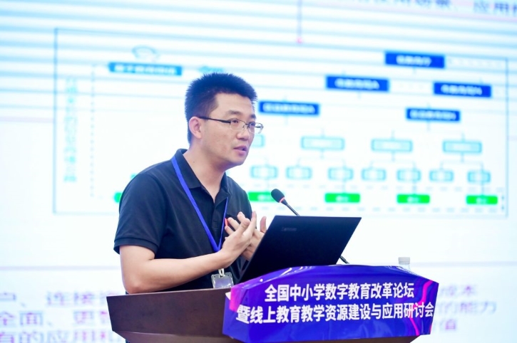 从人找数据到数据找人,从人找服务转向服务找人