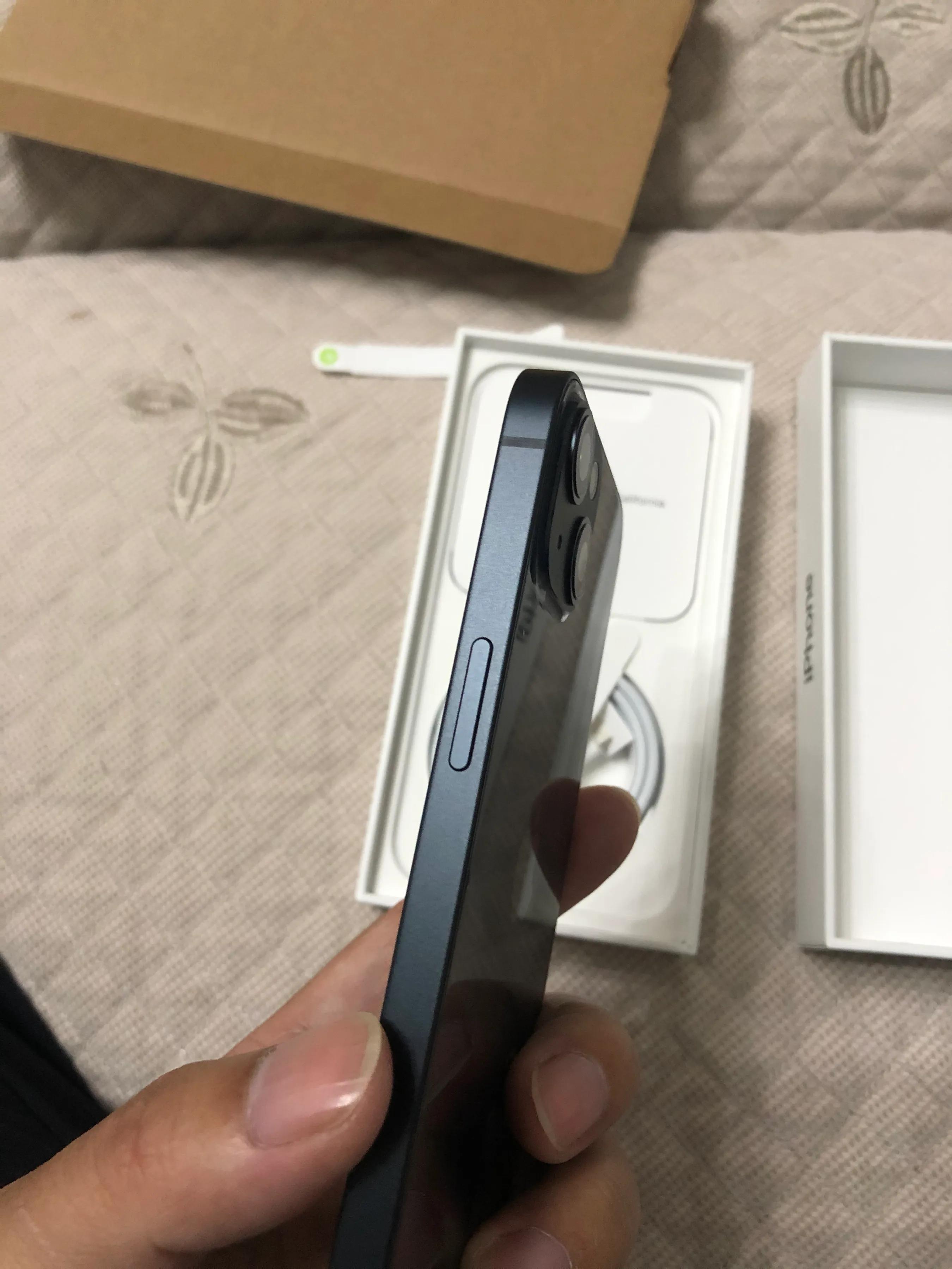 苹果13蓝色拆箱评测,苹果13新机拆包再封包